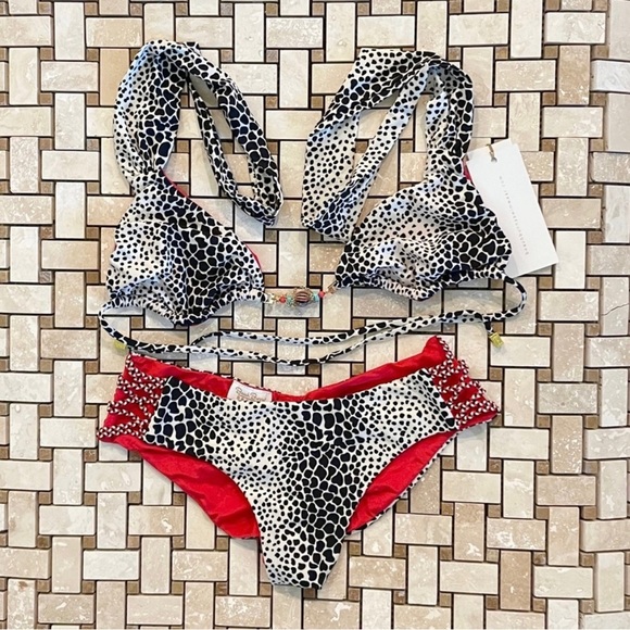 BEACH BUNNY GIRL ON FIRE M/ XL SET - Picture 7 of 12